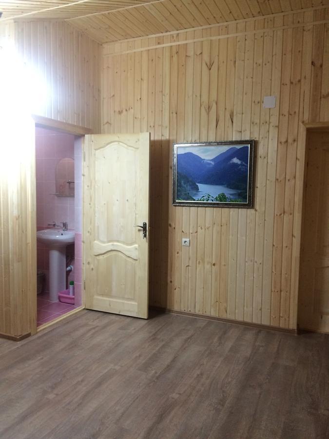 Guesthouse Tigranakert Pizunda Eksteriør bilde